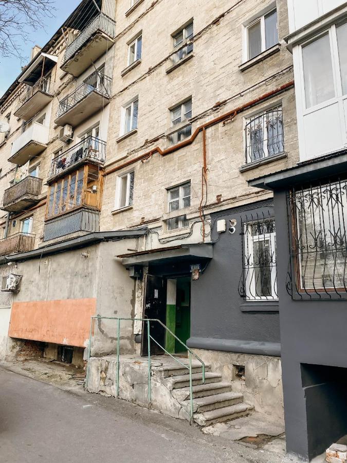 Апартаменти В Центрі Міста テルノーピリ エクステリア 写真